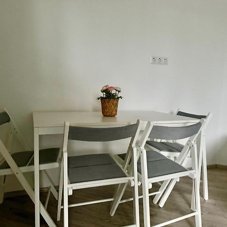 Stylish Schonbrunn Apartments With Free Parking Wenen Buitenkant foto